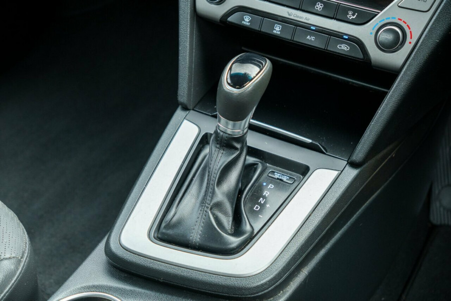 2018 Hyundai Elantra AD Trophy Sedan Image 12