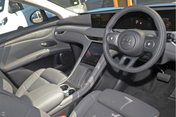 2025 MG IM6 S12L Platinum SUV Image 5