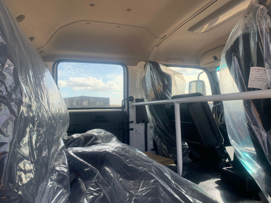 2025 Isuzu  FTS 150-260 AT C43 4X4 Cab Chassis Image 17