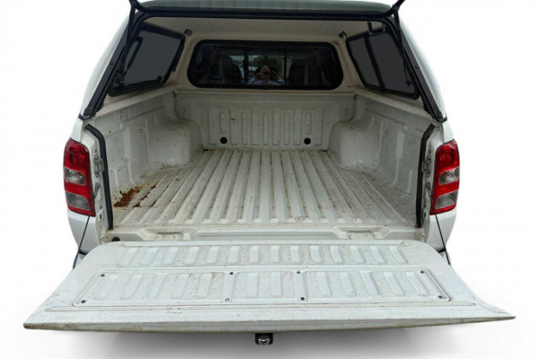 2015 MY16 Mitsubishi Triton MQ GLS Ute Image 16