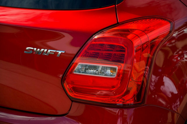 2022 Suzuki Swift AZ Series II GL Plus Hatch image 6