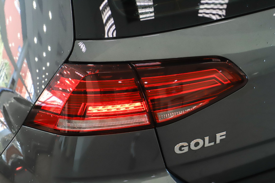 2018 Volkswagen Golf Hatch Image 19