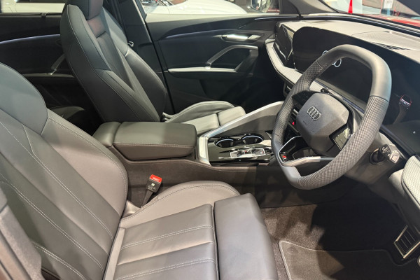 2025 Audi Q5 FY TDI Sport SUV Image 11