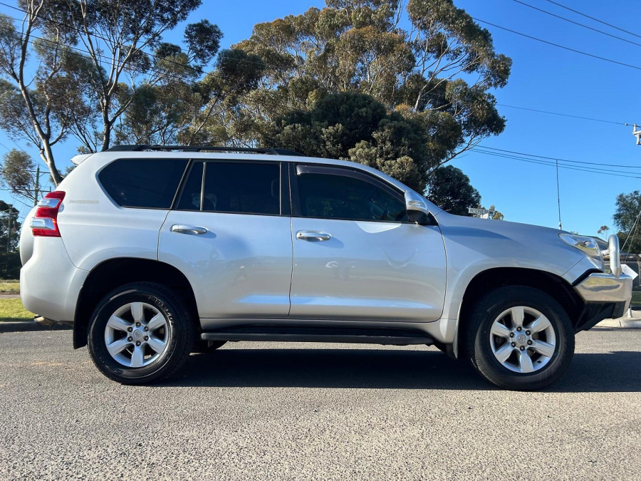 2014 Toyota LandCruiser Prado GDJ150R GXL SUV Image 6