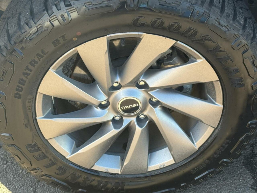 2021 Isuzu MU-X RJ LS-U SUV Image 26