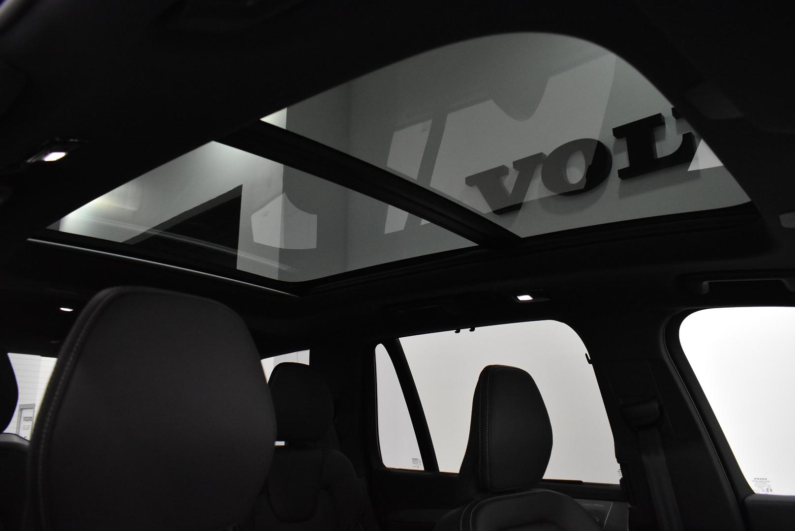 2023 Volvo XC90  Ultimate B6 Dark SUV Image 10