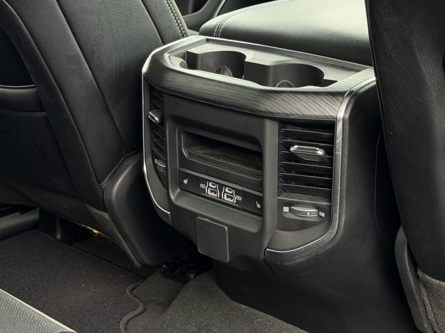 2023 MY24 Ram 1500 DT Laramie Ute Image 17
