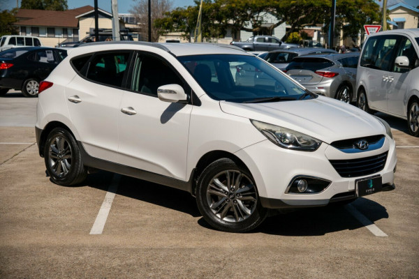 2013 MY14 Hyundai ix35 Series II SE SUV Image 1