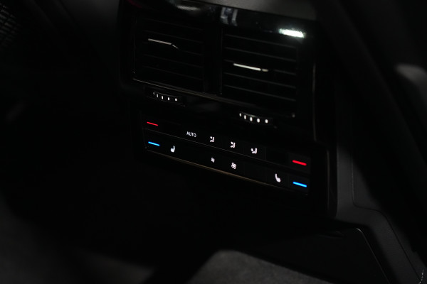 2024 Volkswagen Touareg 210TDI R-Line SUV Image 29
