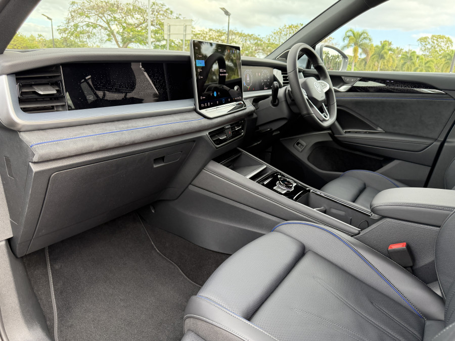 2026 Volkswagen Tayron R4 195TSI R-Line SUV Image 19