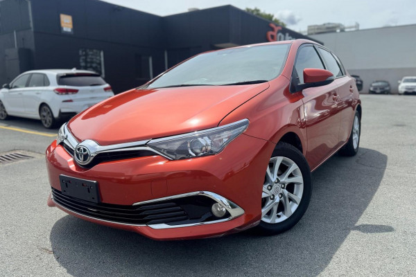 2017 Toyota Corolla ZRE182R Ascent Sport Hatch Image 2