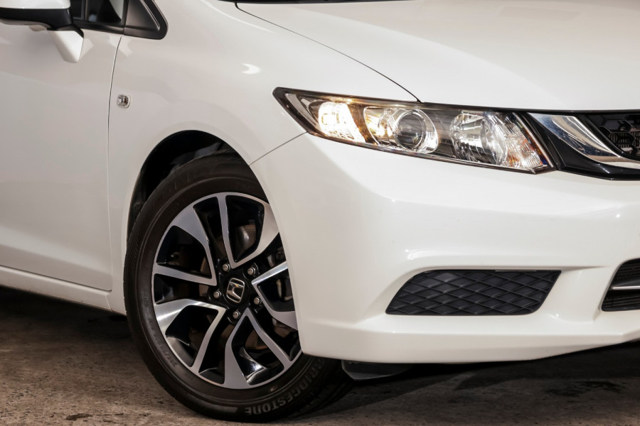 2014 MY15 Honda Civic 9th Gen Series II VTi-S Sedan