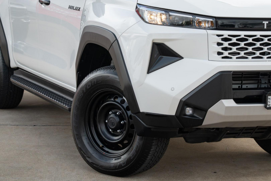 2025 Toyota HiLux GUN126R SR 48V Ute Image 6