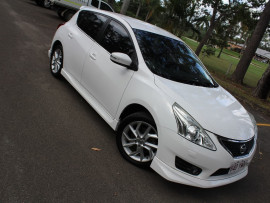 Nissan Pulsar Hatchback C1