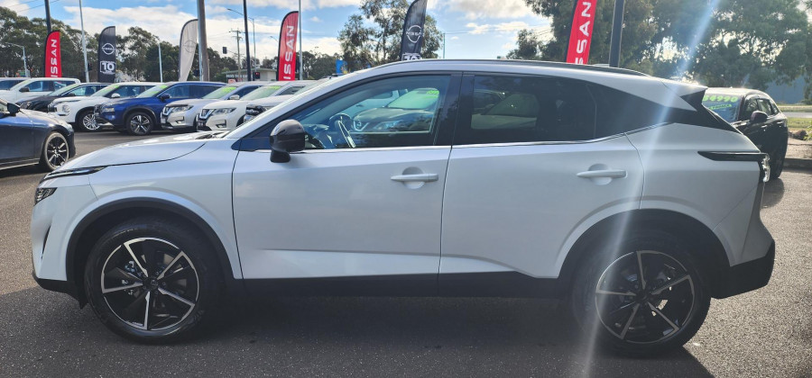 2026 Nissan QASHQAI J12 Ti e-POWER SUV Image 4