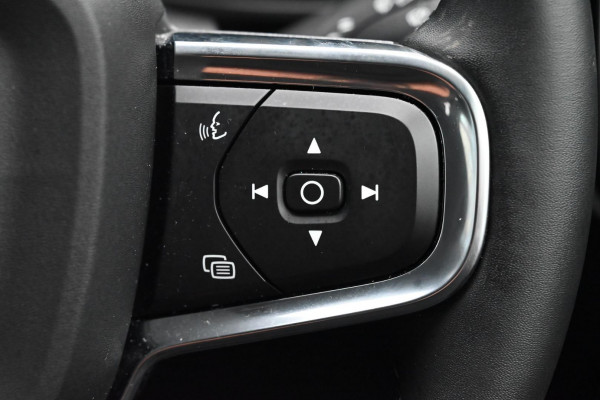 2025 MY26 Volvo XC40 XZ Plus B4 SUV Image 13