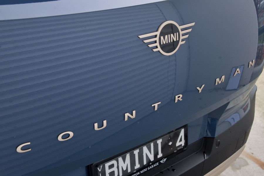 2026 MY25 MINI Countryman U25 C Favoured SUV