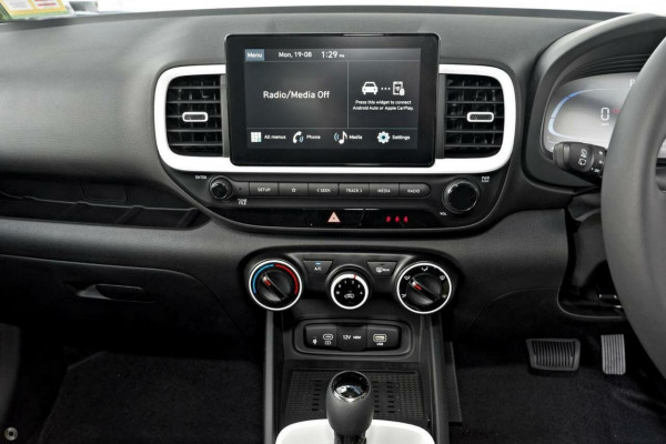2026 Hyundai Venue QX.V5 Active SUV Image 17
