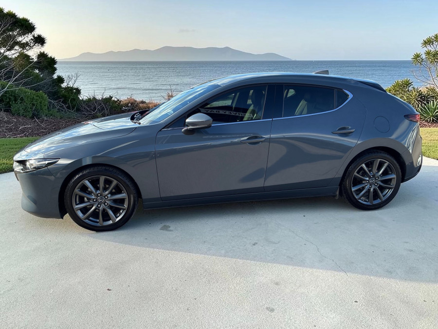 2019 Mazda 3 BP Series G20 Touring Hatch Image 7