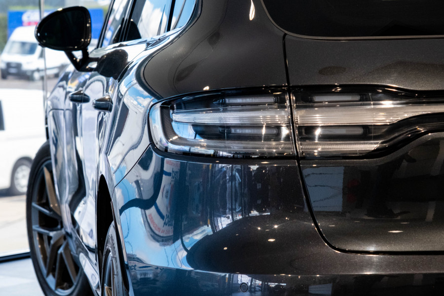 2023 Porsche Macan 95B T SUV