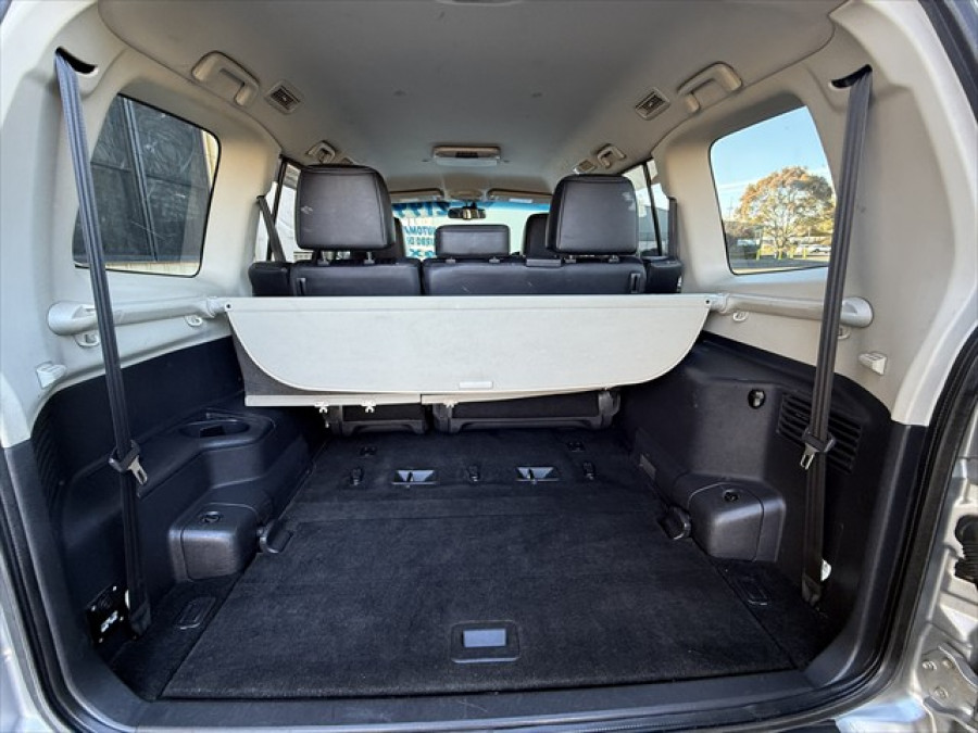 2013 MY14 Mitsubishi Pajero NW VR-X SUV Image 13