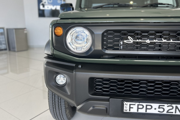 2024 Suzuki Jimny XL SUV Image 3