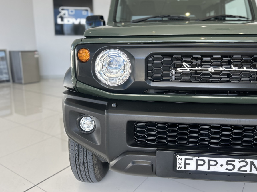 2024 Suzuki Jimny XL SUV Image 3