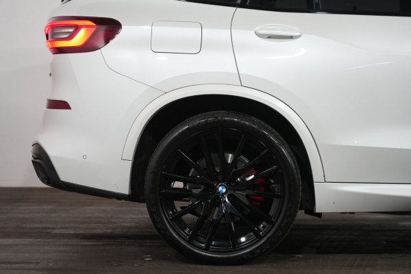 2022 BMW X5 xDrive30d SUV Image 6