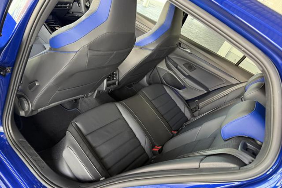 2024 Volkswagen Golf 8 R Hatch Image 12