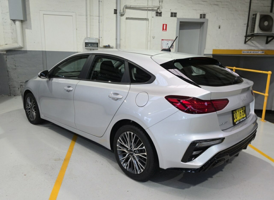2022 Kia Cerato BD Sport+ Hatch Image 2