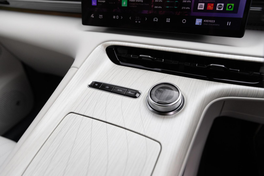 2026 MY27 Geely Starray EM-i P145 Inspire Extended Range SUV Image 24
