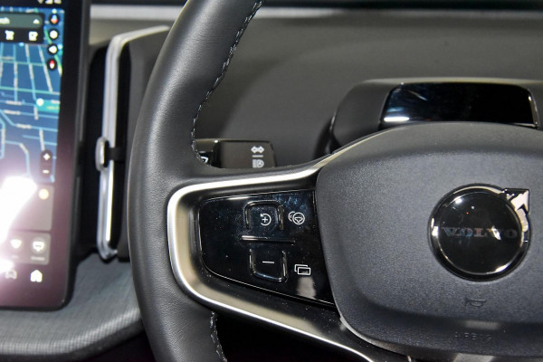 2024 MY25 Volvo EX30  Twin Motor Performance Ultra SUV Image 18