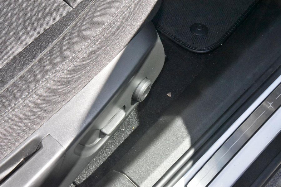 2021 MY22 Polestar 2 534 Long range Dual motor Hatch Image 10