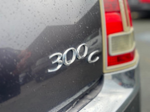 2015 MY14 Chrysler 300 LX C Sedan