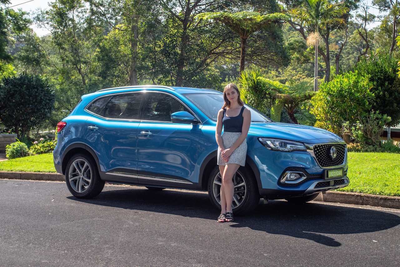 MG HS Review  - Claire (NSW)