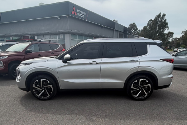 2023 Mitsubishi Outlander ZM Aspire SUV Image 3