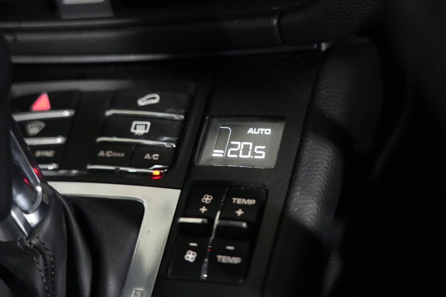 2021 Porsche Macan SUV