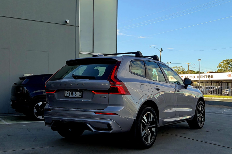 2026 Volvo XC60 UZ Plus T8 Plug-in Hybrid Dark SUV
