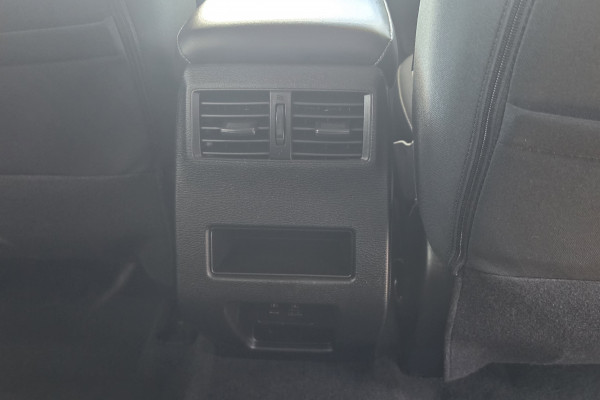 2024 Mitsubishi Outlander ZM LS SUV Image 13