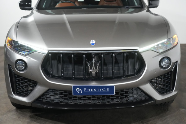 2022 Maserati Levante Modena SUV Image 3