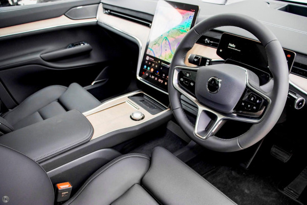 2025 Volvo EX90 No Series Plus Twin Motor SUV Image 6