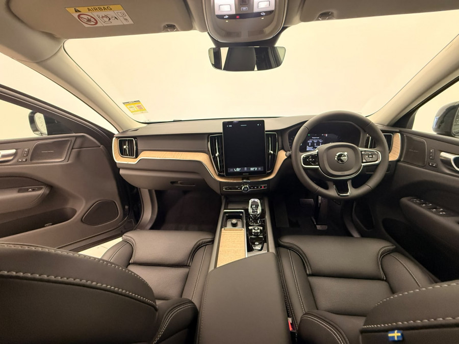 2026 Volvo XC60 UZ Ultra B5 Dark SUV Image 13