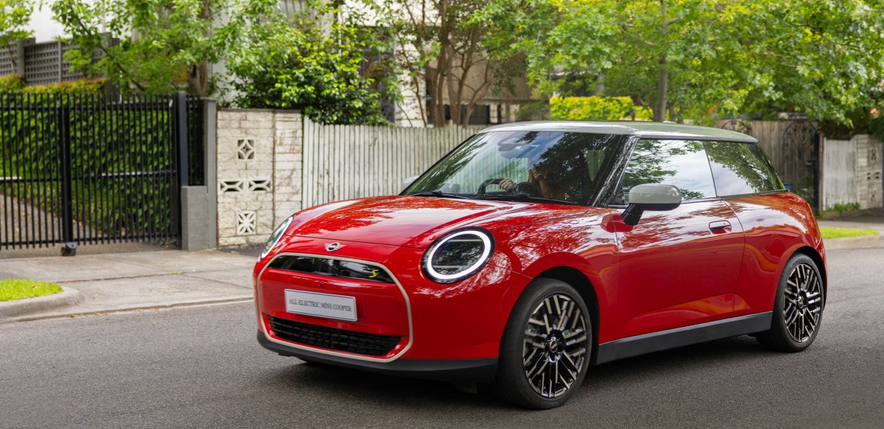 MINI ELECTRIC. MAXI THRILLS.