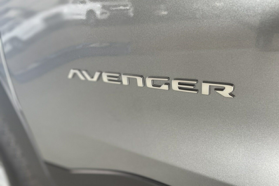 2024 Jeep Avenger JJ Limited SUV Image 19