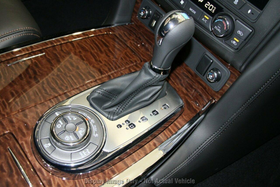 2025 MY24 Nissan Patrol Y62 Series 5 Ti-L SUV Image 15