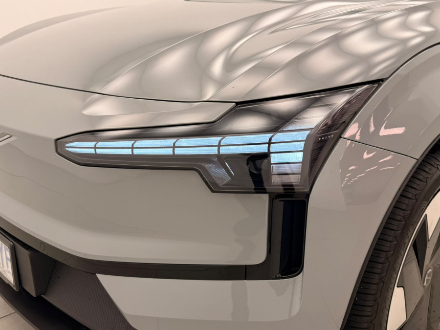 2025 MY26 Volvo EX30  Single Motor Extended Range Plus SUV Image 11