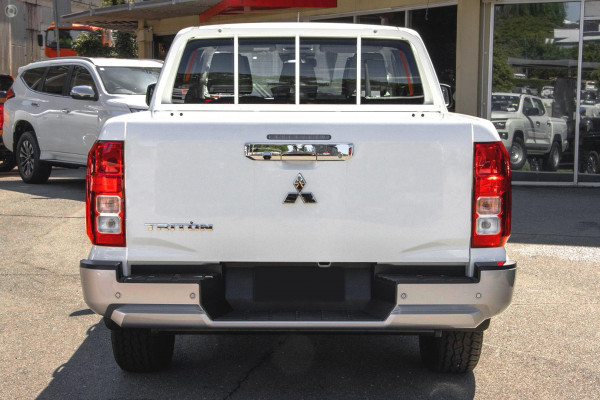 2026 Mitsubishi Triton MV GLX Ute Image 3