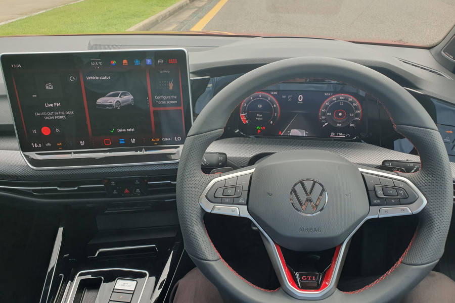 2025 Volkswagen Golf 8 GTI Hatch Image 16