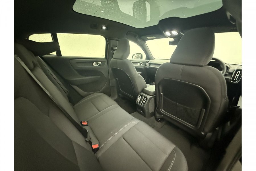 2024 Volvo C40 XK Recharge SUV Image 13