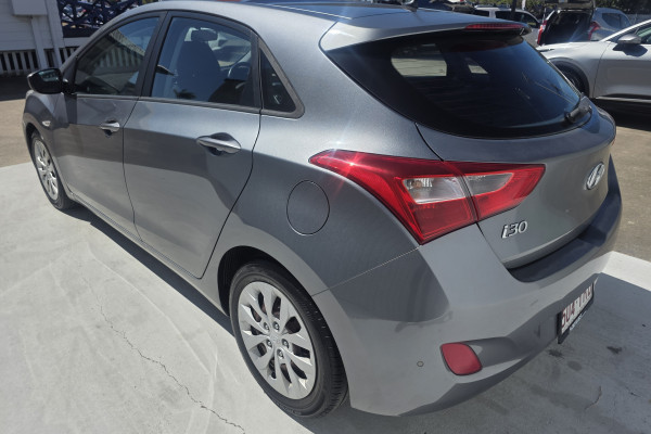 2015 MY16 Hyundai i30 GD3 Series II Active Hatch Image 5